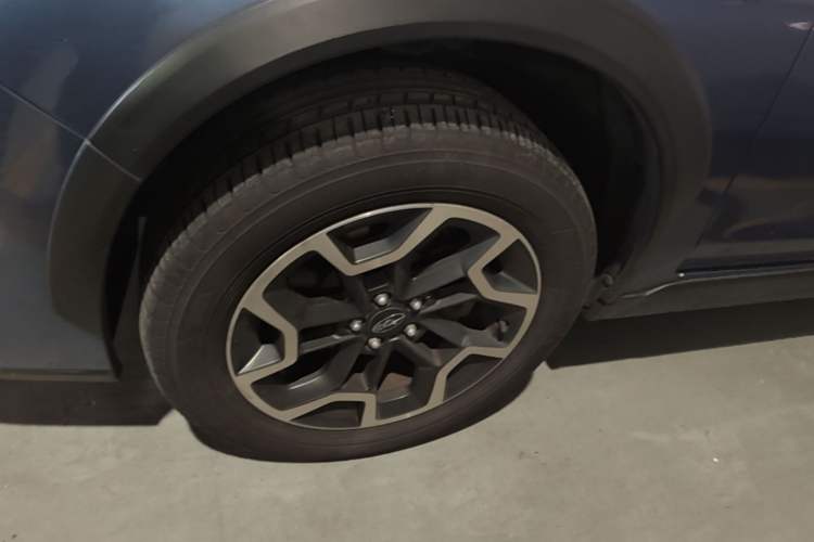 Used Subaru XV 2017 2.0i Ambition Edition Left Front Wheel Hub