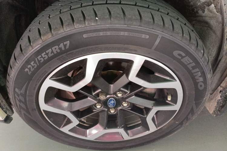 Used Subaru XV 2017 2.0i Luxury Edition Exterior 7