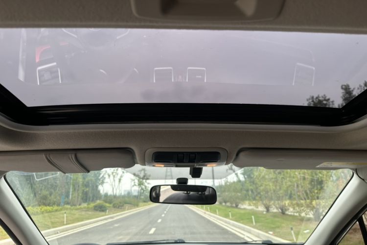 Used Subaru XV 2017 2.0i Special Edition Headliner