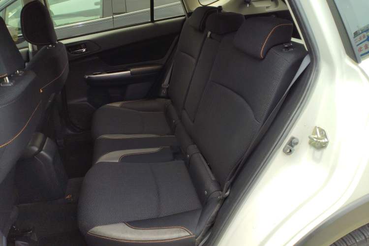 Used Subaru XV 2017 2.0i Ambition Edition Interior 4