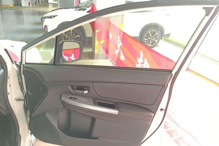 Used Subaru XV 2017 2.0i Luxury Edition Interior 5