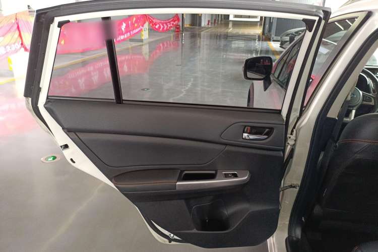 Used Subaru XV 2017 2.0i Luxury Edition Interior 8