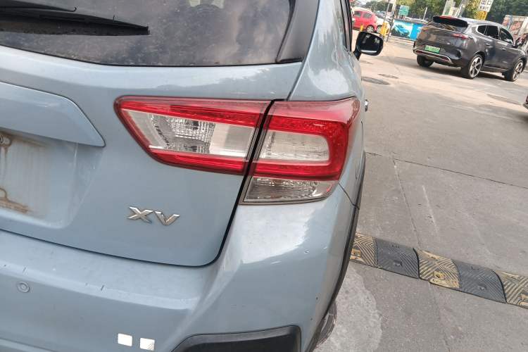 Used Subaru XV 2018 2.0i All-Wheel-Drive Luxury Edition with EyeSight Exterior 6