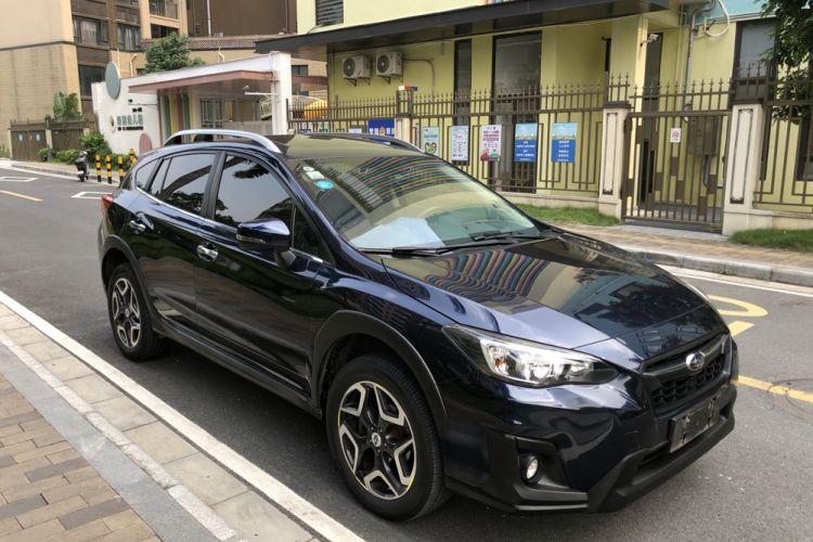 Used Subaru XV 2018 2.0i All-Wheel-Drive Luxury Edition with EyeSight Front Right 45 Deg