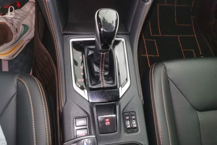 Used Subaru XV 2018 2.0i All-Wheel-Drive Prestige Edition with EyeSight Gear Lever