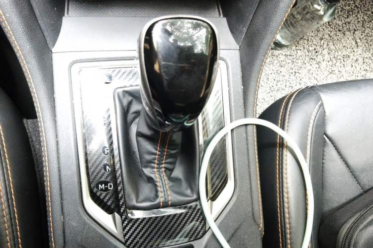 Used Subaru XV 2018 2.0i All-Wheel-Drive Prestige Edition with EyeSight Gear Lever
