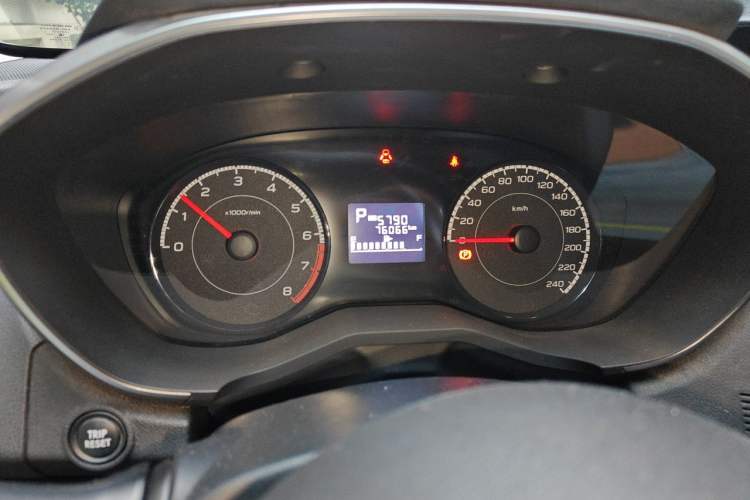 Used Subaru XV 2018 2.0i All-Wheel-Drive Elite Edition Instrument Cluster