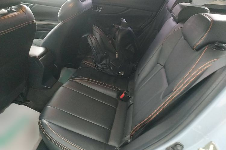 Used Subaru XV 2018 2.0i All-Wheel-Drive Luxury Edition with EyeSight Interior 4
