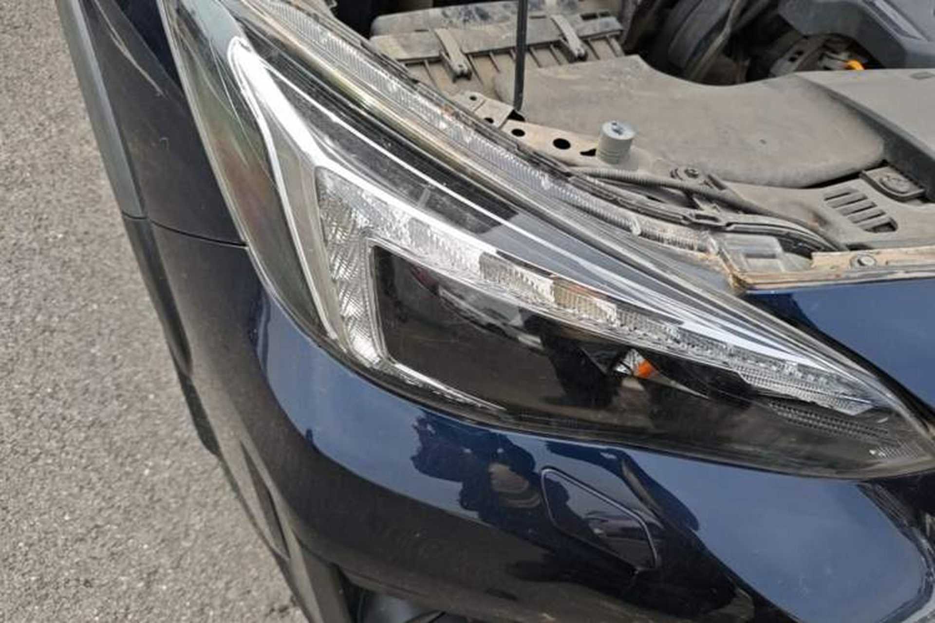 Used Subaru XV 2018 2.0i All-Wheel-Drive Prestige Edition with EyeSight Right Front Headlight