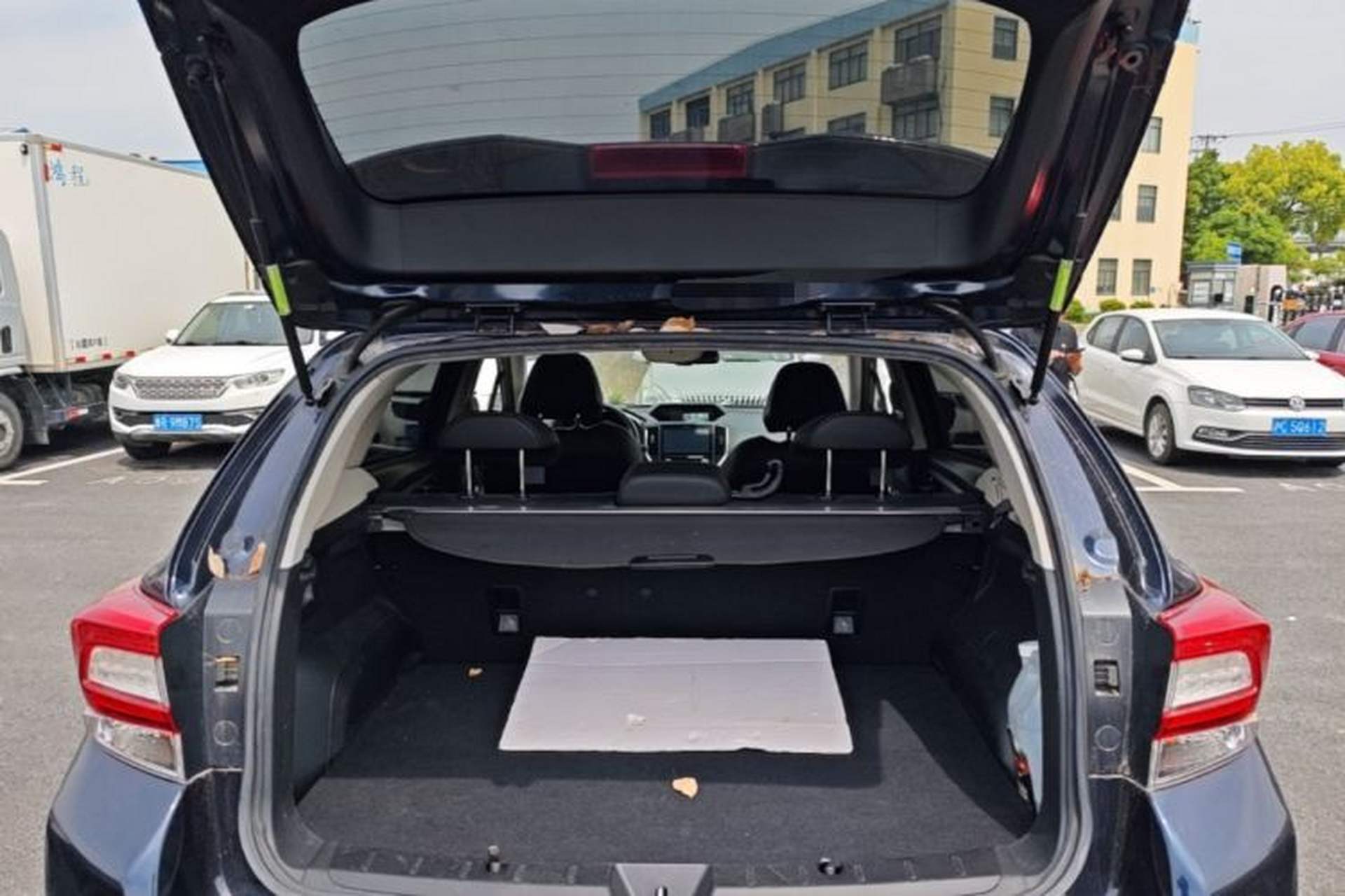 Used Subaru XV 2018 2.0i All-Wheel-Drive Prestige Edition with EyeSight Trunk