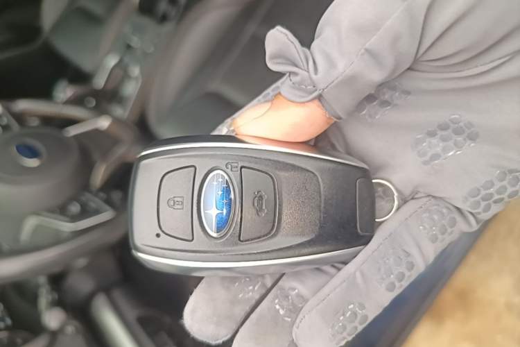 Used Subaru XV 2018 2.0i All-Wheel-Drive Prestige Edition with EyeSight Vehicle Key