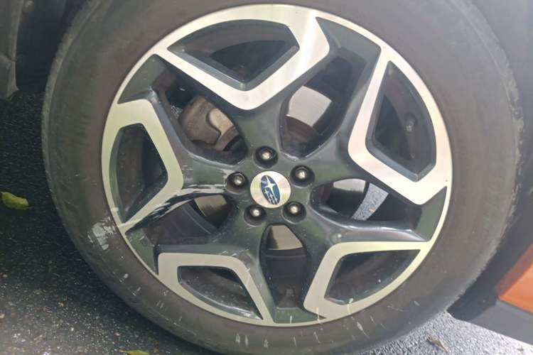 Used Subaru XV 2018 2.0i All-Wheel-Drive Luxury Edition Right Front Wheel Hub