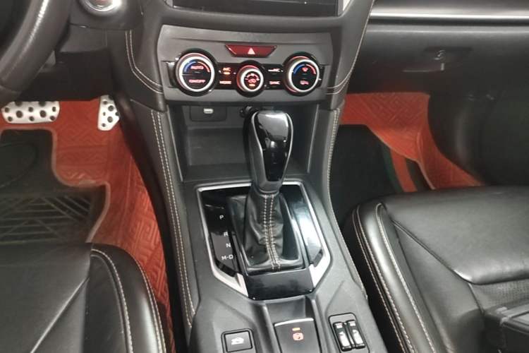 Used Subaru XV 2018 2.0i All-Wheel-Drive Prestige Edition with EyeSight Gear Lever