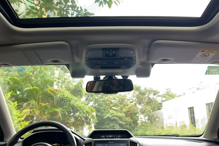 Used Subaru XV 2018 2.0i All-Wheel-Drive Luxury Edition with EyeSight Headliner