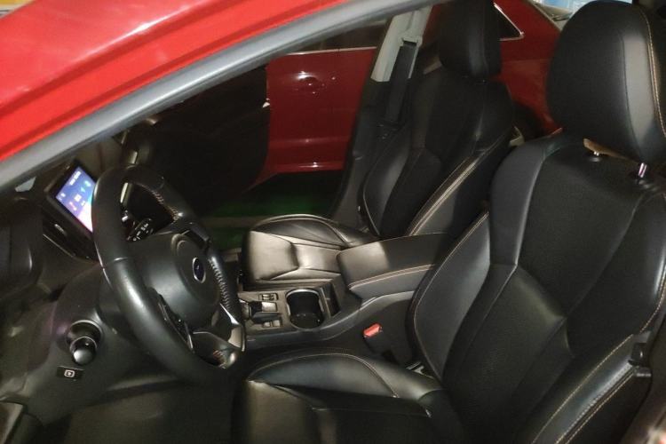 Used Subaru XV 2018 2.0i All-Wheel-Drive Luxury Edition Left Front Seat