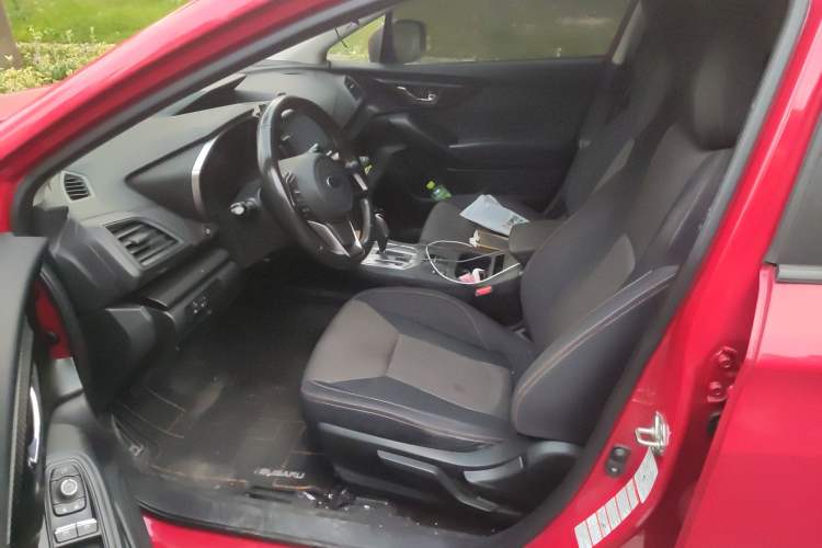 Used Subaru XV 2018 2.0i All-Wheel-Drive Elite Edition Left Front Seat