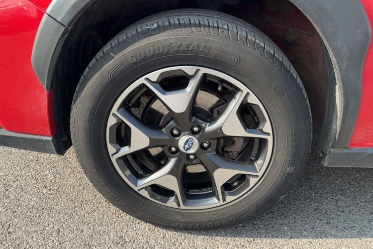 Used Subaru XV 2018 2.0i All-Wheel-Drive Elite Edition Left Front Wheel Hub