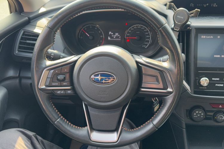 Used Subaru XV 2018 2.0i All-Wheel-Drive Elite Edition Steering Wheel