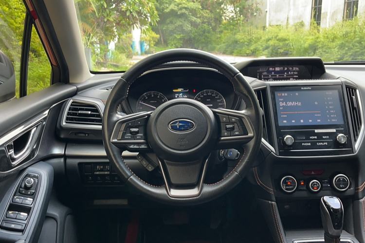 Used Subaru XV 2018 2.0i All-Wheel-Drive Luxury Edition with EyeSight Steering Wheel