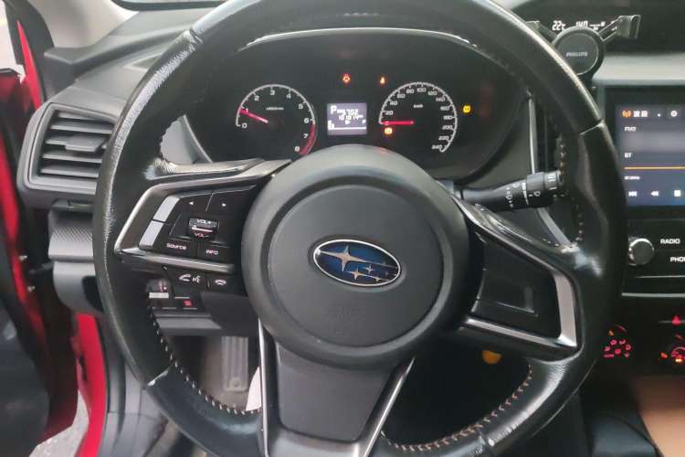 Used Subaru XV 2018 2.0i All-Wheel-Drive Elite Edition Steering Wheel