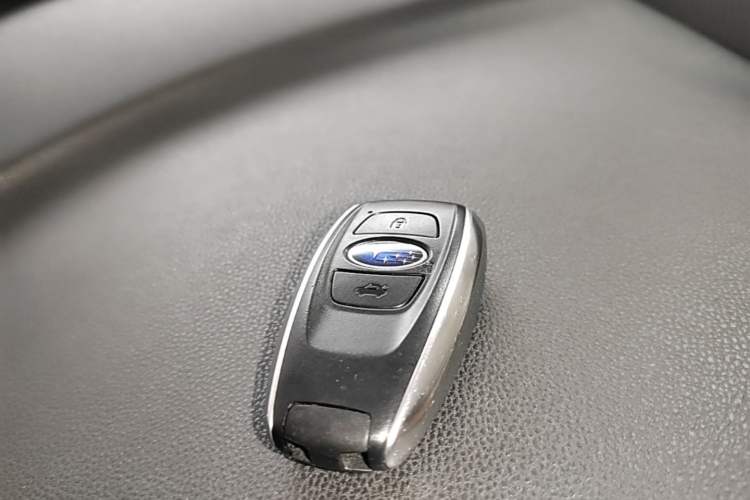 Used Subaru XV 2018 2.0i All-Wheel-Drive Prestige Edition with EyeSight Vehicle Key