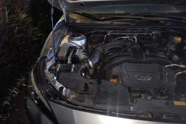 Used Subaru XV 2018 2.0i All-Wheel-Drive Luxury Edition Engine Bay Right