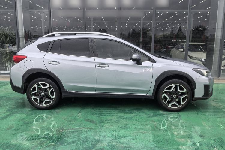 Used Subaru XV 2018 2.0i All-Wheel-Drive Prestige Edition with EyeSight Exterior 3