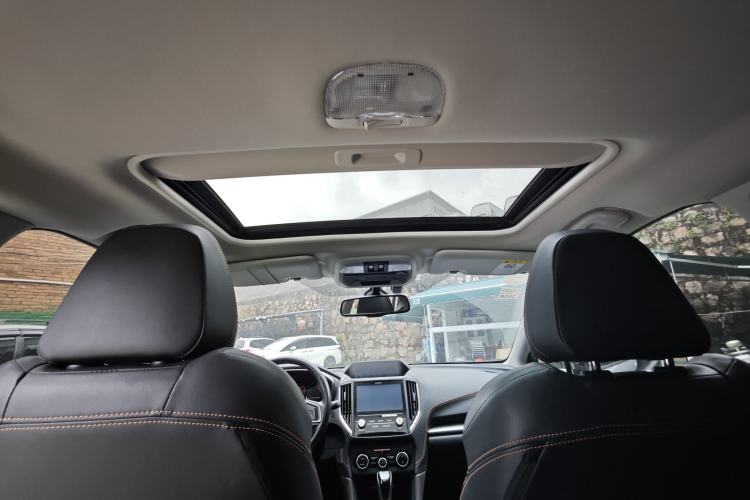 Used Subaru XV 2018 2.0i All-Wheel-Drive Luxury Edition Headliner