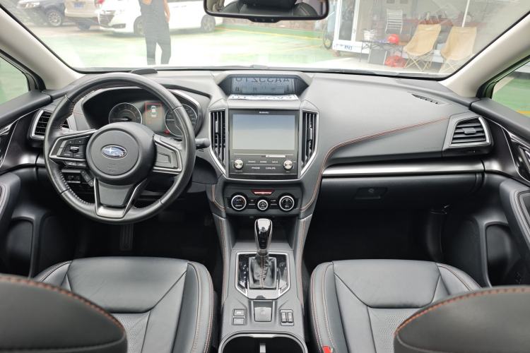Used Subaru XV 2018 2.0i All-Wheel-Drive Luxury Edition Interior 3
