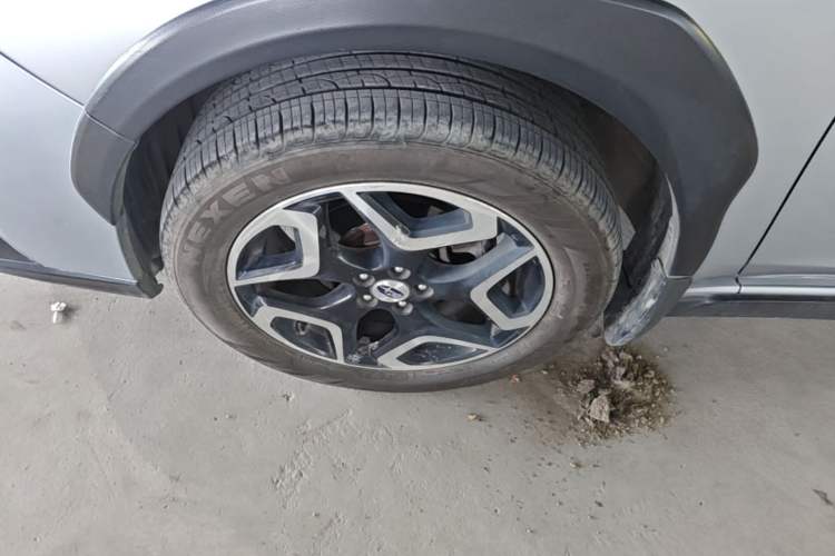 Used Subaru XV 2018 2.0i All-Wheel-Drive Luxury Edition Left Front Wheel Hub