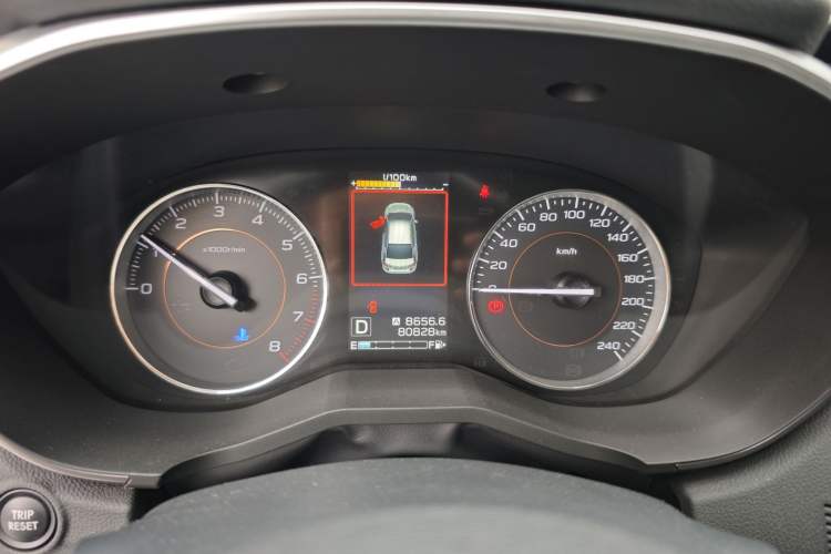 Used Subaru XV 2018 2.0i All-Wheel-Drive Luxury Edition Odometer Close Up