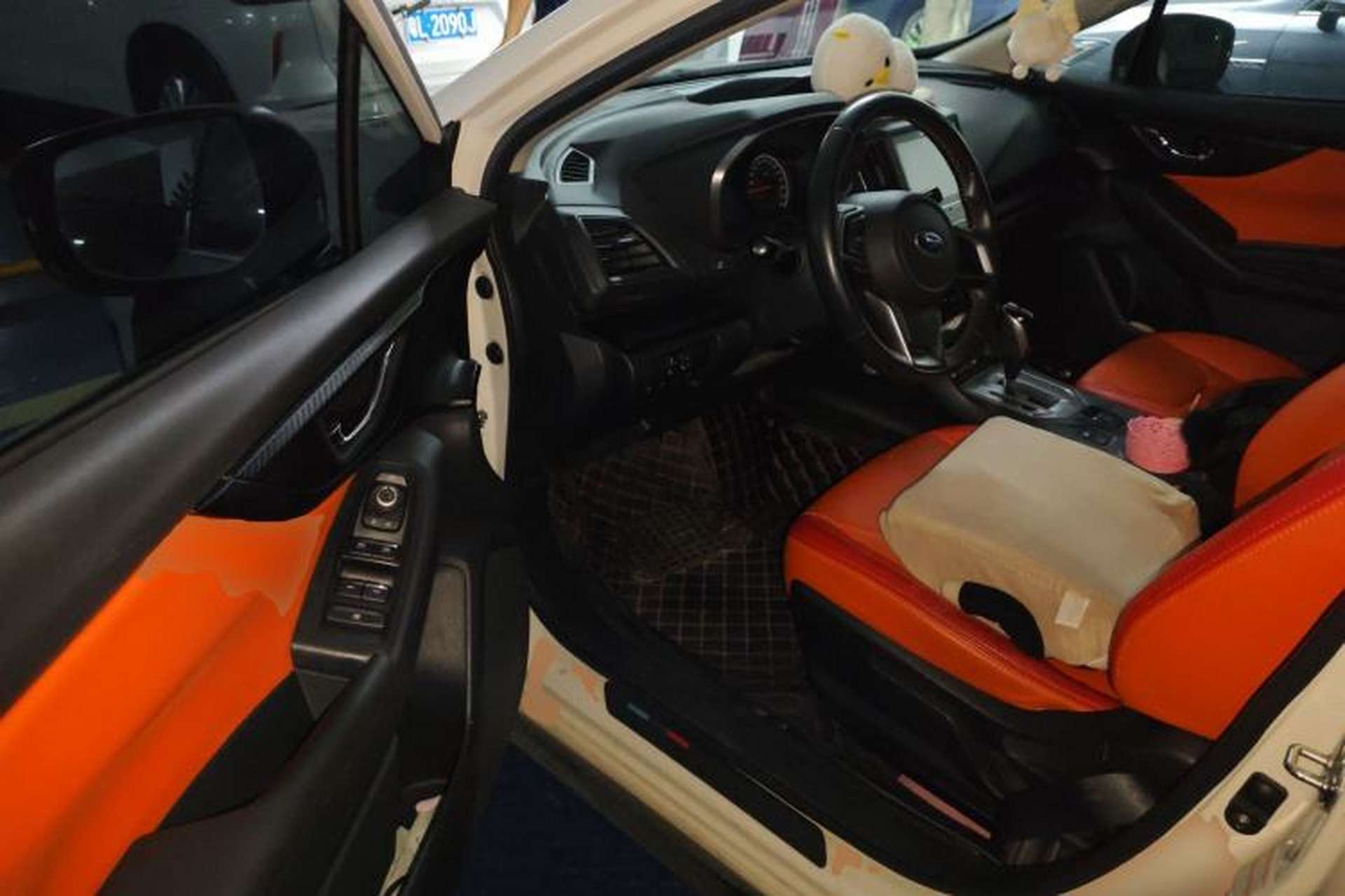 Used Subaru XV 2018 2.0i All-Wheel-Drive Elite Edition Driver Seat