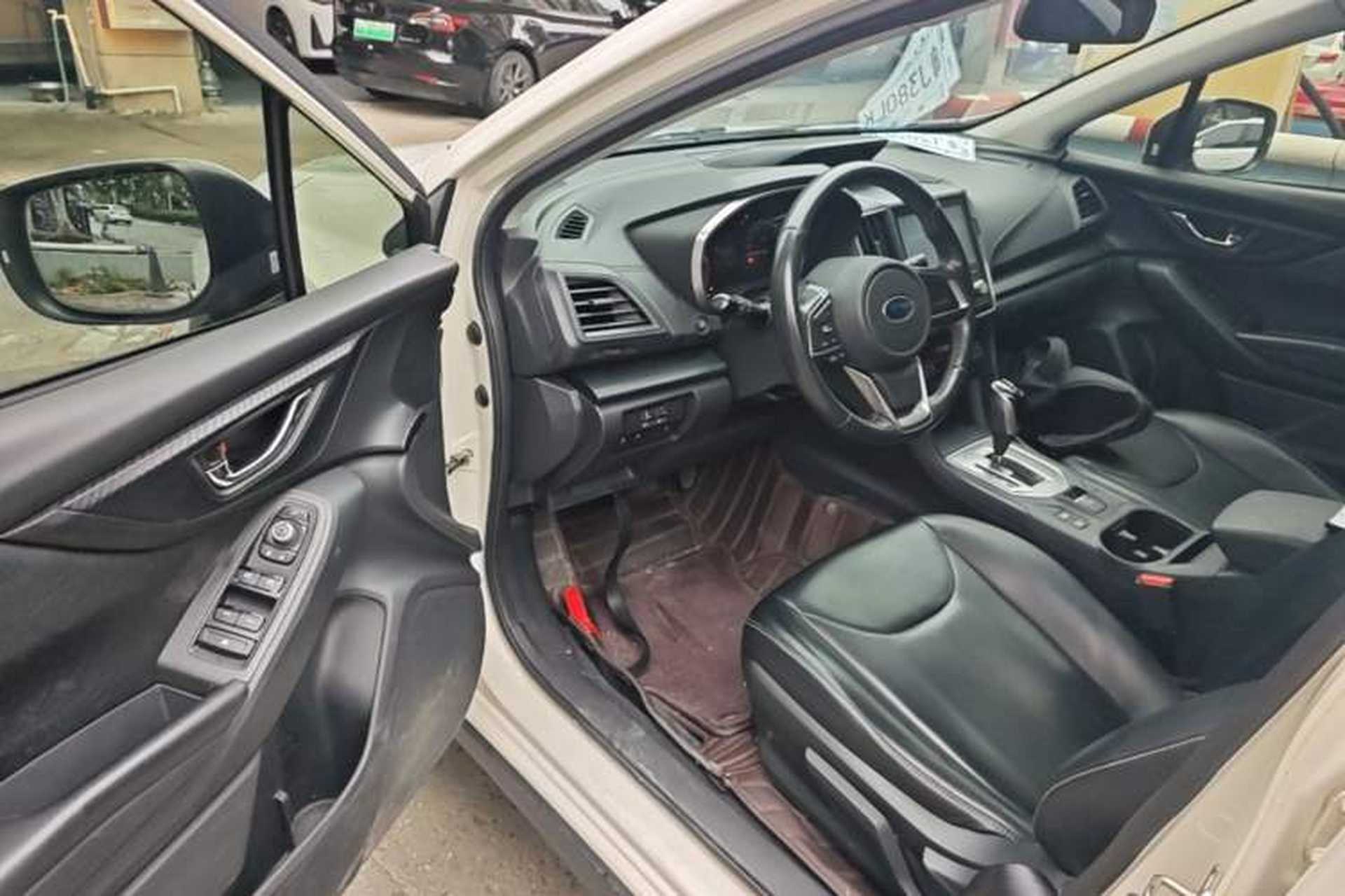 Used Subaru XV 2018 2.0i All-Wheel-Drive Elite Edition Driver Seat