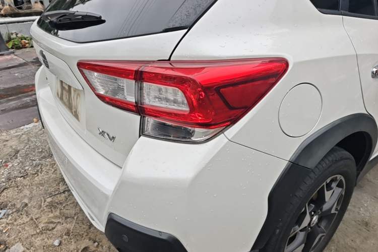 Used Subaru XV 2018 2.0i All-Wheel-Drive Elite Edition Exterior 3