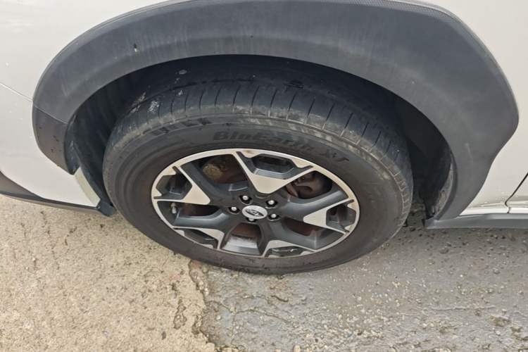 Used Subaru XV 2018 2.0i All-Wheel-Drive Elite Edition Exterior 4