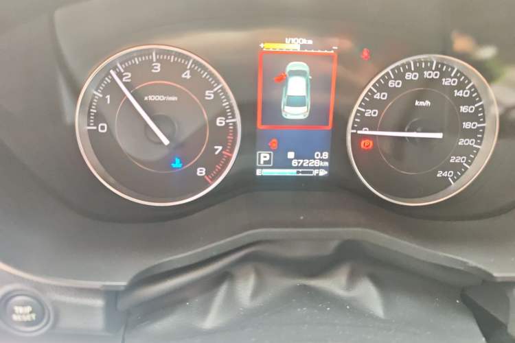 Used Subaru XV 2018 2.0i All-Wheel-Drive Luxury Edition Instrument Cluster