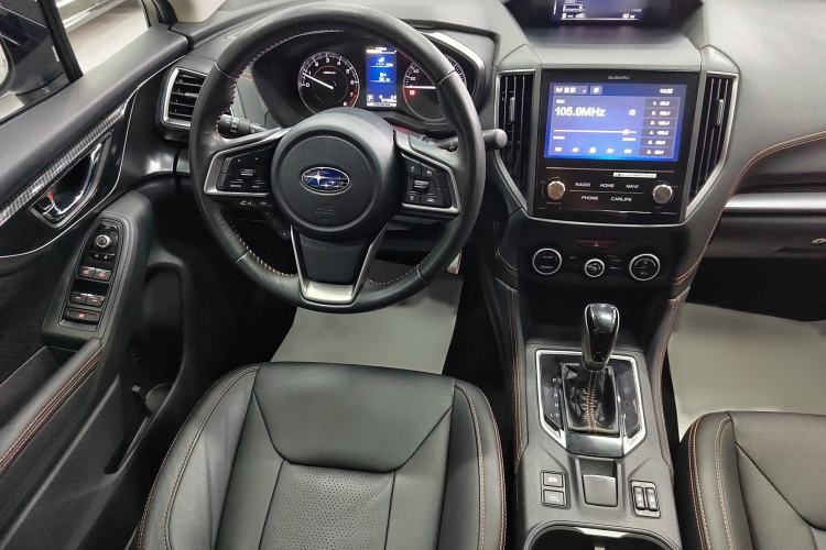 Used Subaru XV 2018 2.0i All-Wheel-Drive Luxury Edition with EyeSight Interior 1