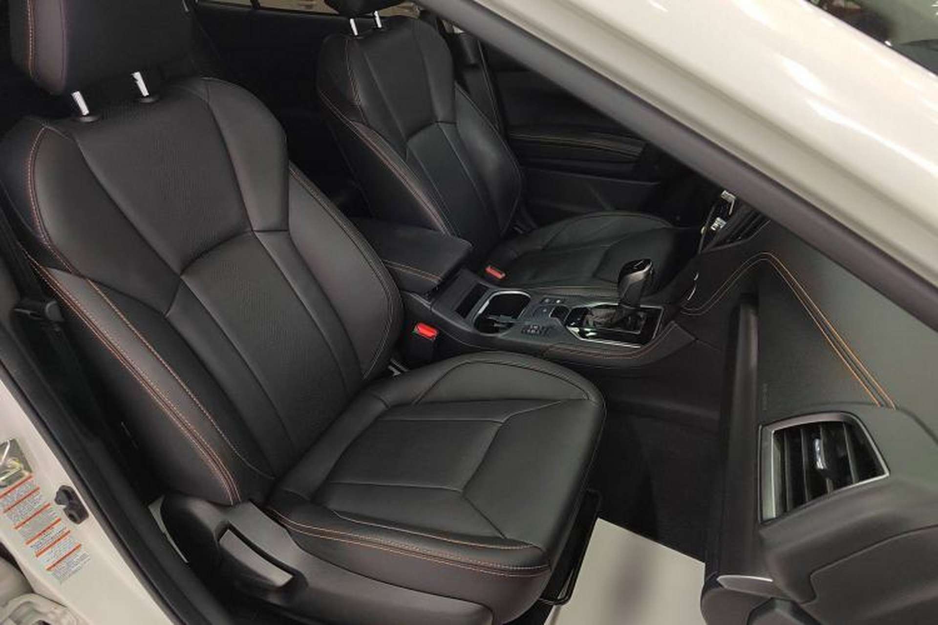 Used Subaru XV 2018 2.0i All-Wheel-Drive Luxury Edition with EyeSight Interior 8