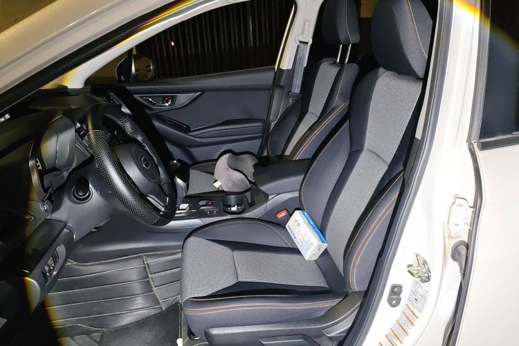 Used Subaru XV 2018 2.0i All-Wheel-Drive Elite Edition Left Front Seat