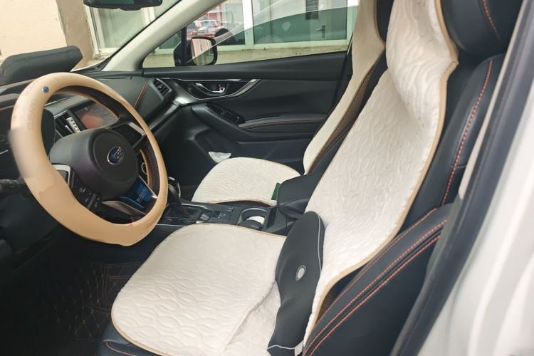 Used Subaru XV 2018 2.0i All-Wheel-Drive Luxury Edition Left Front Seat