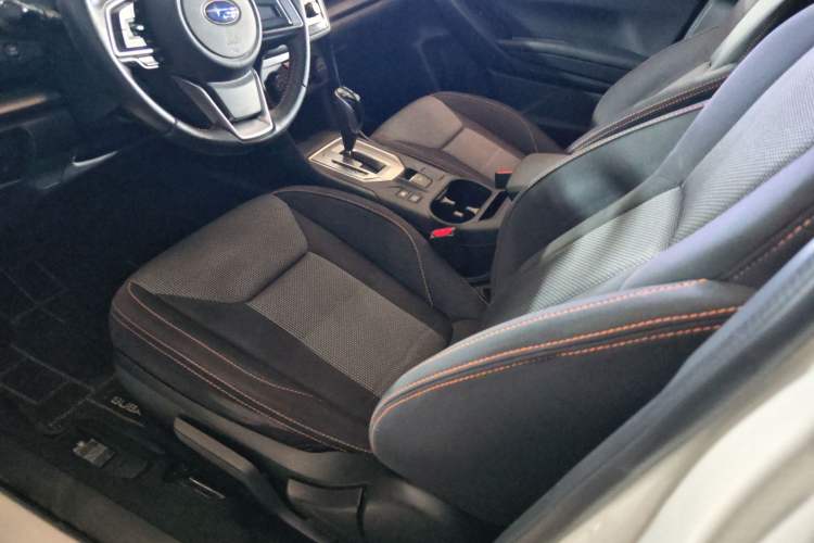 Used Subaru XV 2018 2.0i All-Wheel-Drive Elite Edition Left Front Seat