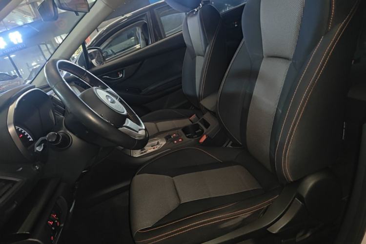 Used Subaru XV 2018 2.0i All-Wheel-Drive Elite Edition Left Front Seat