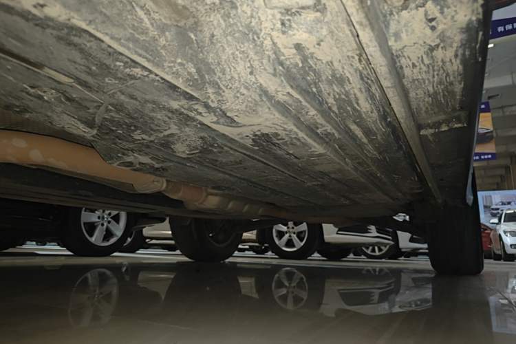 Used Subaru XV 2018 2.0i All-Wheel-Drive Elite Edition Left Side Sill