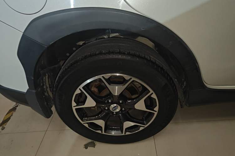 Used Subaru XV 2018 2.0i All-Wheel-Drive Elite Edition Right Rear Wheel Hub