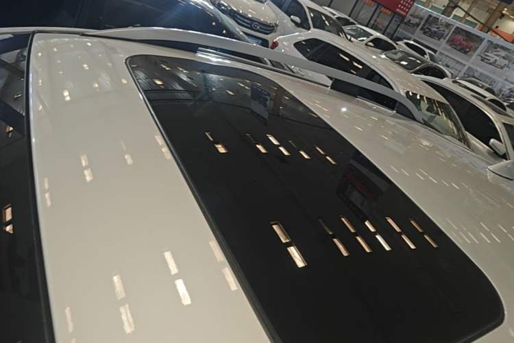 Used Subaru XV 2018 2.0i All-Wheel-Drive Elite Edition Roof