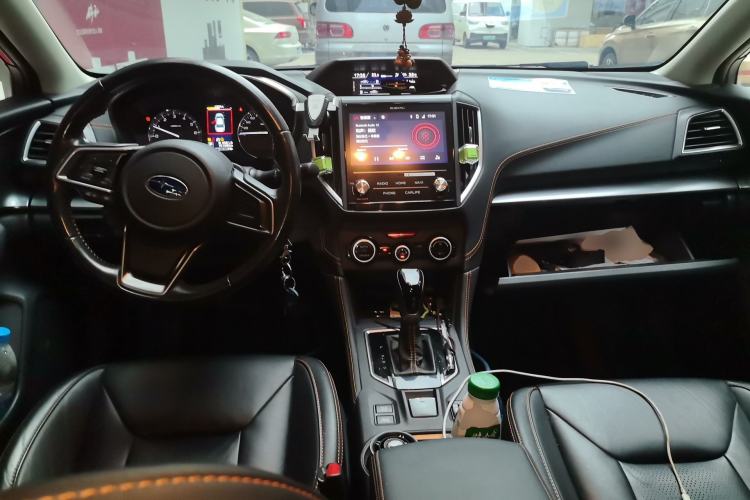 Used Subaru XV 2019 2.0i All-Wheel-Drive Luxury Edition China VI Standard Center Console