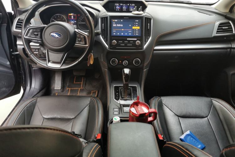 Used Subaru XV 2019 2.0i All-Wheel-Drive Luxury Edition EyeSight China VI Center Console