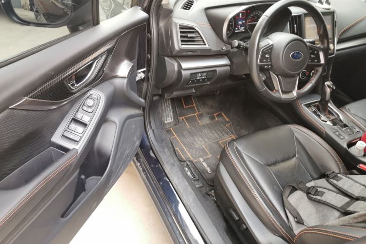 Used Subaru XV 2019 2.0i All-Wheel-Drive Luxury Edition EyeSight China VI Driver Seat