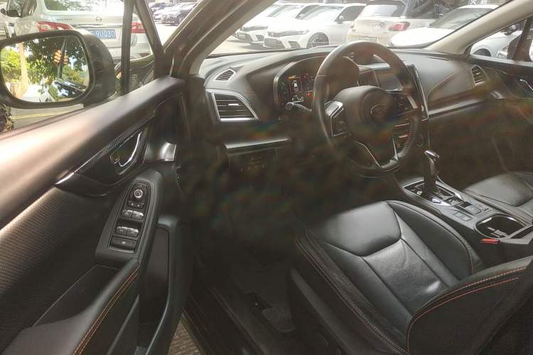 Used Subaru XV 2019 2.0i All-Wheel-Drive Luxury Edition EyeSight China VI Driver Seat
