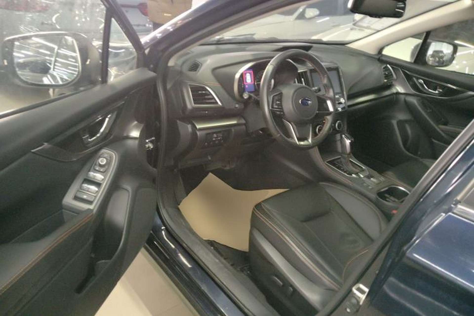 Used Subaru XV 2019 2.0i All-Wheel-Drive Luxury Edition China VI Standard Driver Seat